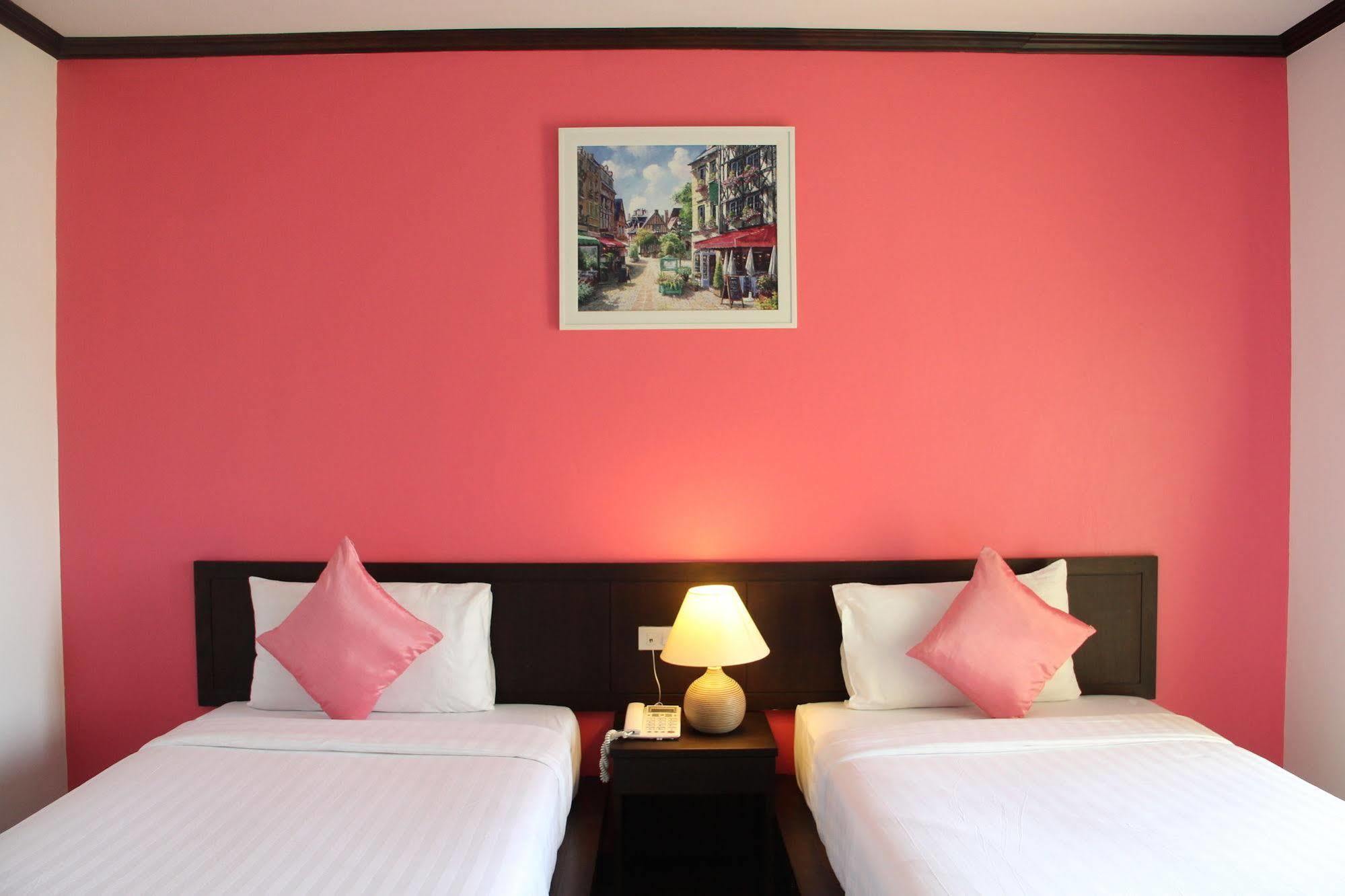 Sri Boutique Hotel Patong ภายนอก รูปภาพ