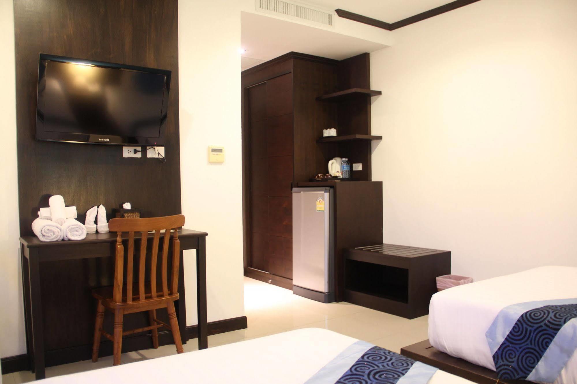Sri Boutique Hotel Patong ภายนอก รูปภาพ