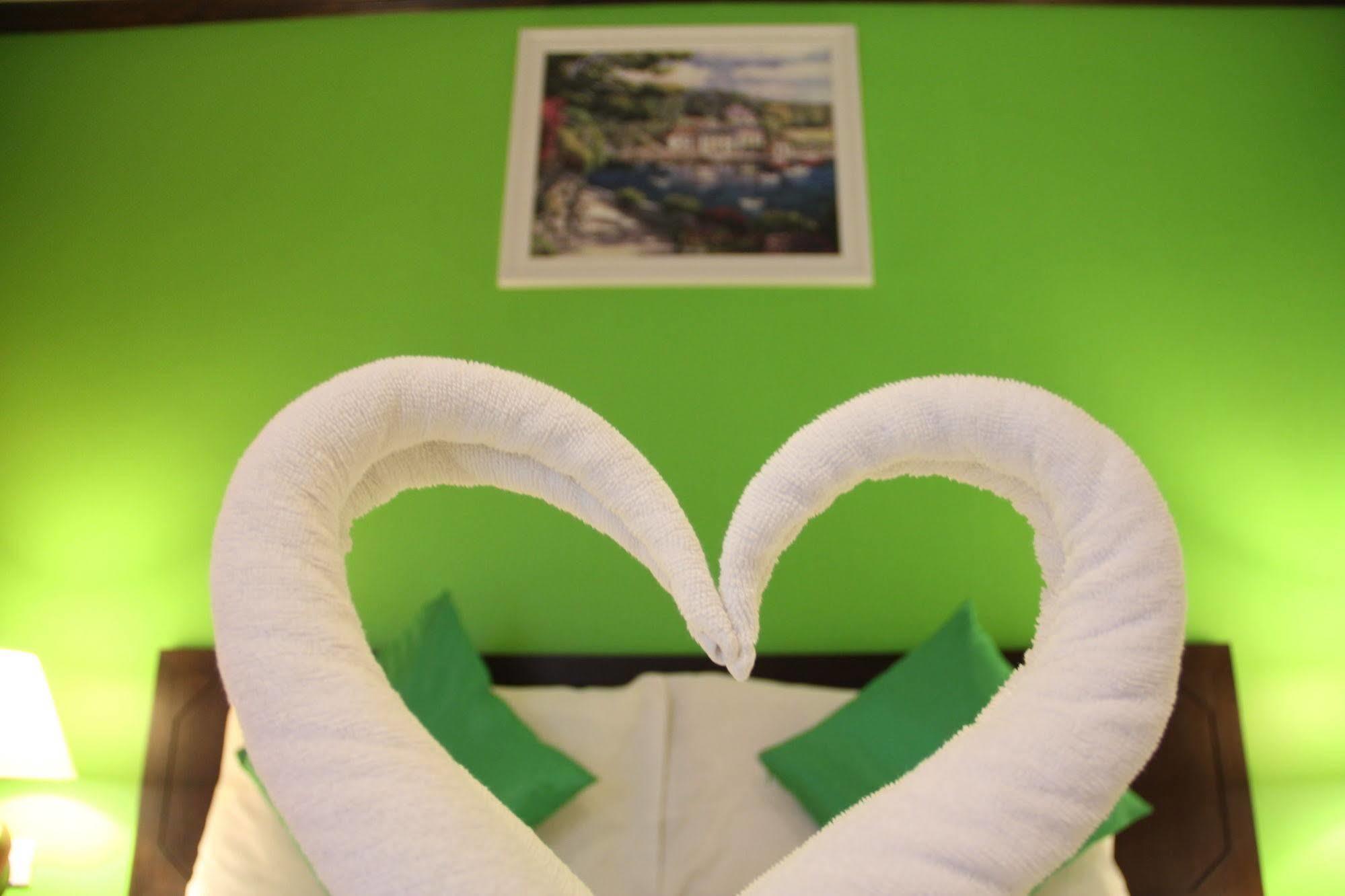 Sri Boutique Hotel Patong ภายนอก รูปภาพ