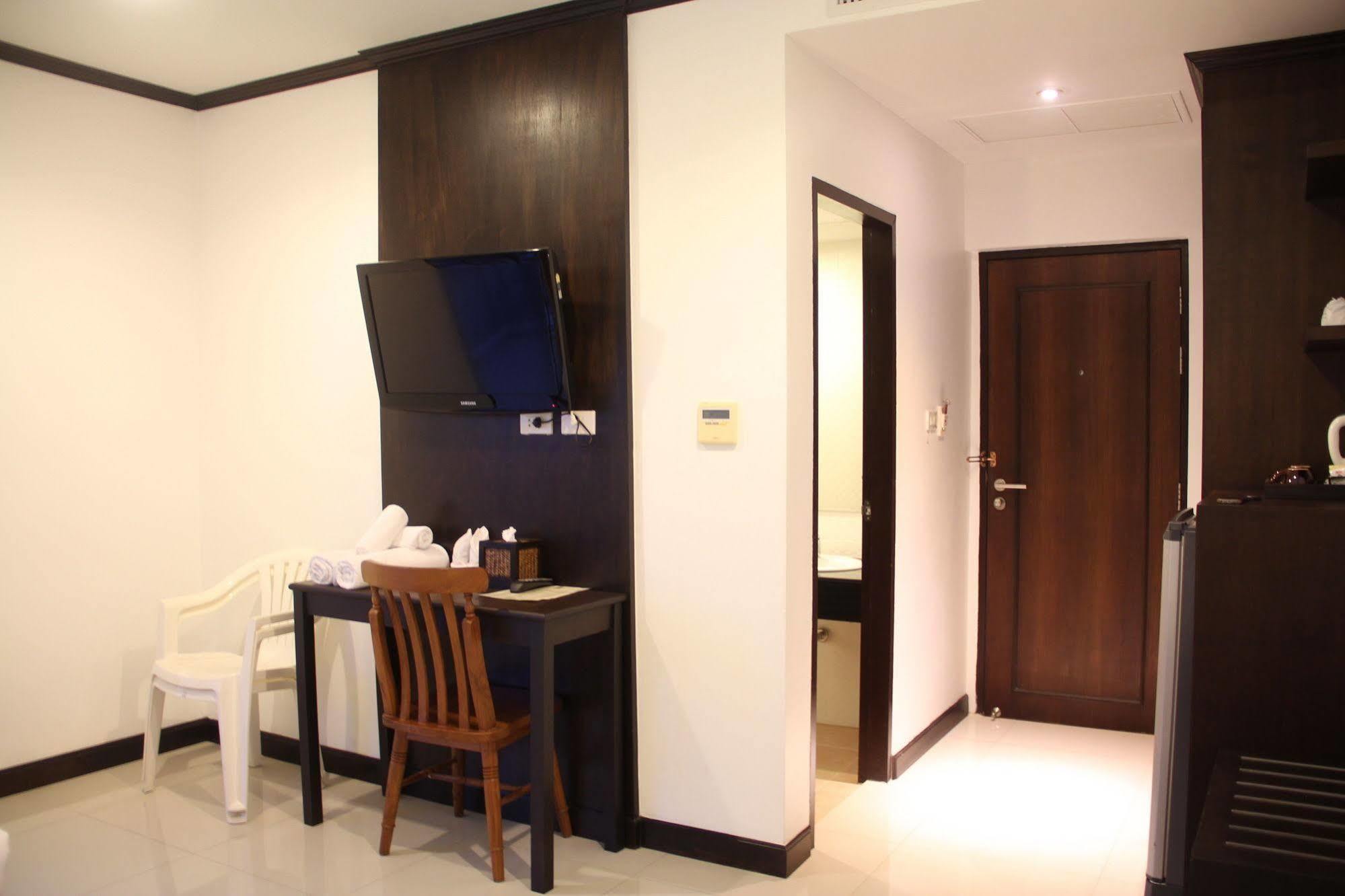 Sri Boutique Hotel Patong ภายนอก รูปภาพ